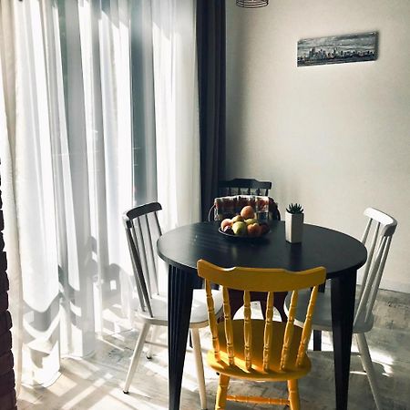 City Center Apartments By Happy Place ティビリシ エクステリア 写真