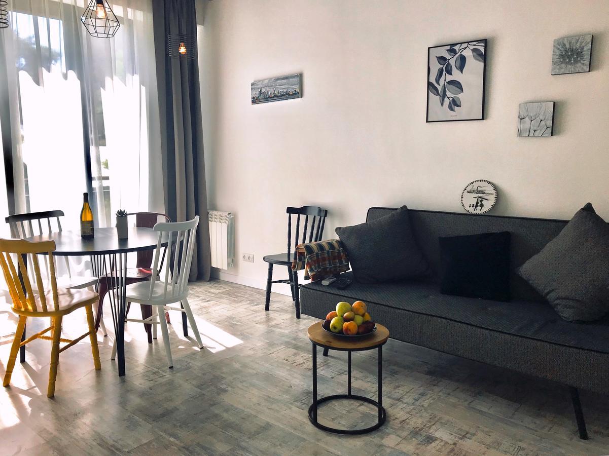 City Center Apartments By Happy Place ティビリシ エクステリア 写真