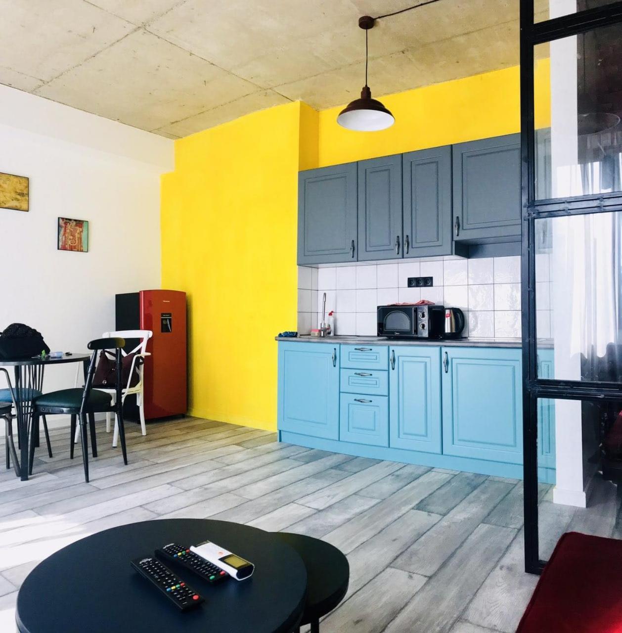 City Center Apartments By Happy Place ティビリシ エクステリア 写真