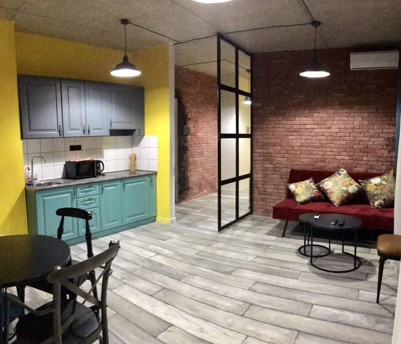 City Center Apartments By Happy Place ティビリシ エクステリア 写真